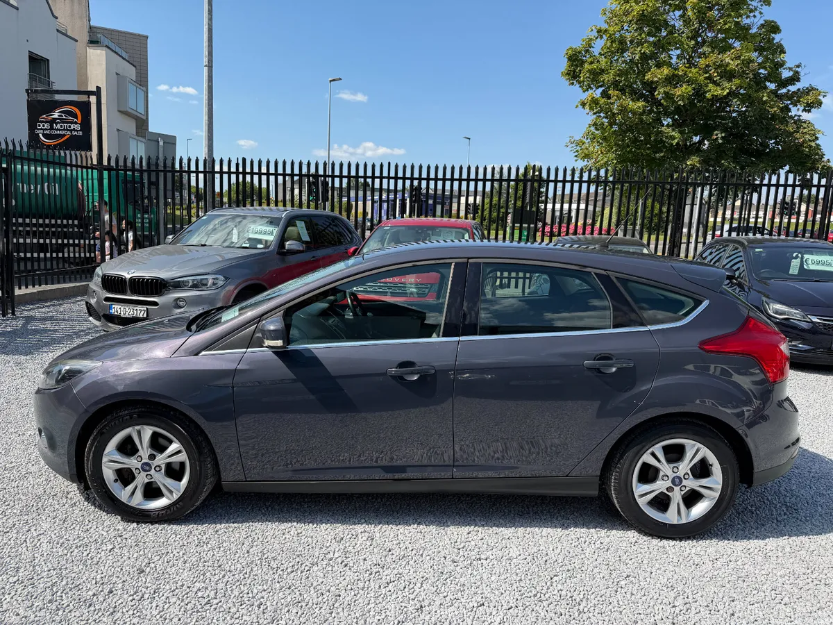 *AUTO/LOW KM* 2012 Ford Focus 1.6 IT-CVT Zetec - Image 4