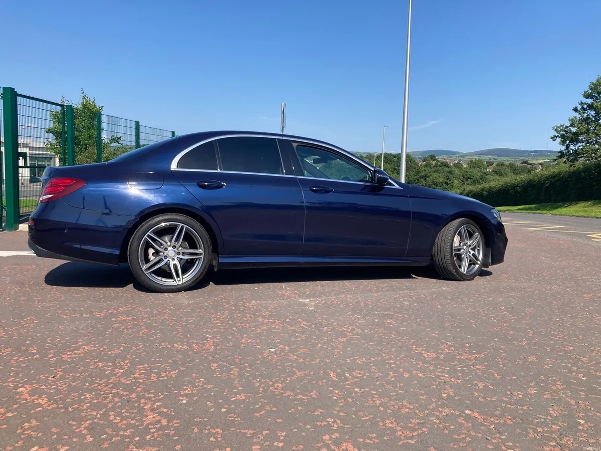 Mercedes-Benz E-Class  AMG Line - Image 4