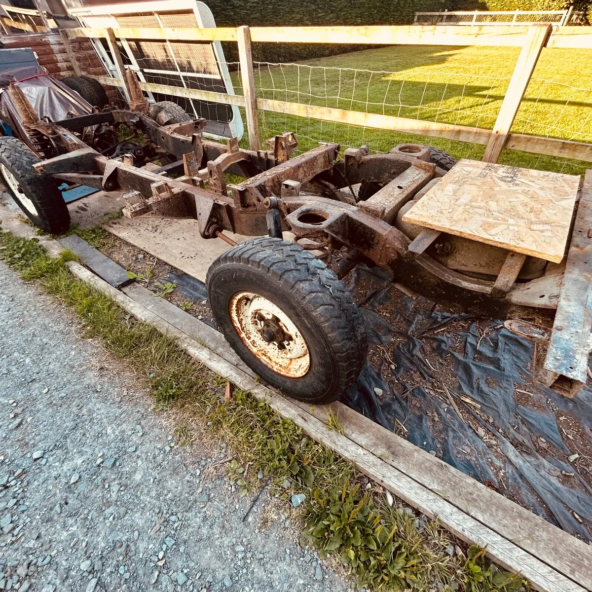 Land Rover Defender 110  Chassis - Image 2