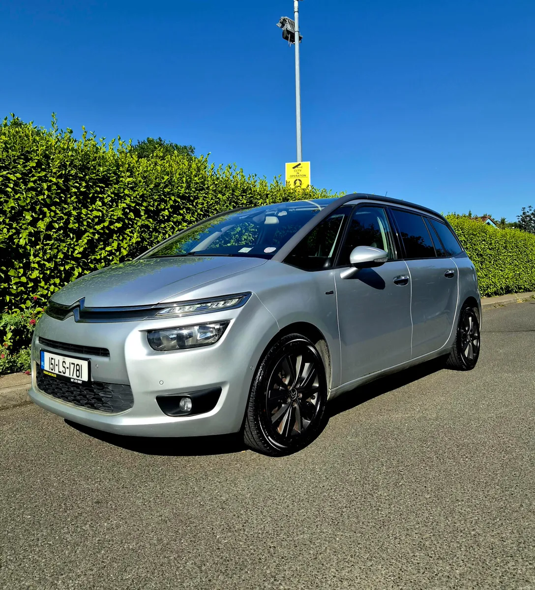 Citroen C4 Airdream ** High Spec** Pan roof - Image 1