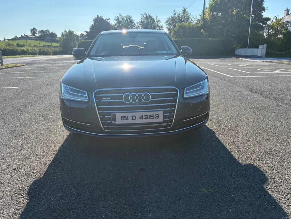 Audi A8 3.0 TDI SPORT EXE QUATTRO 258 - Image 2
