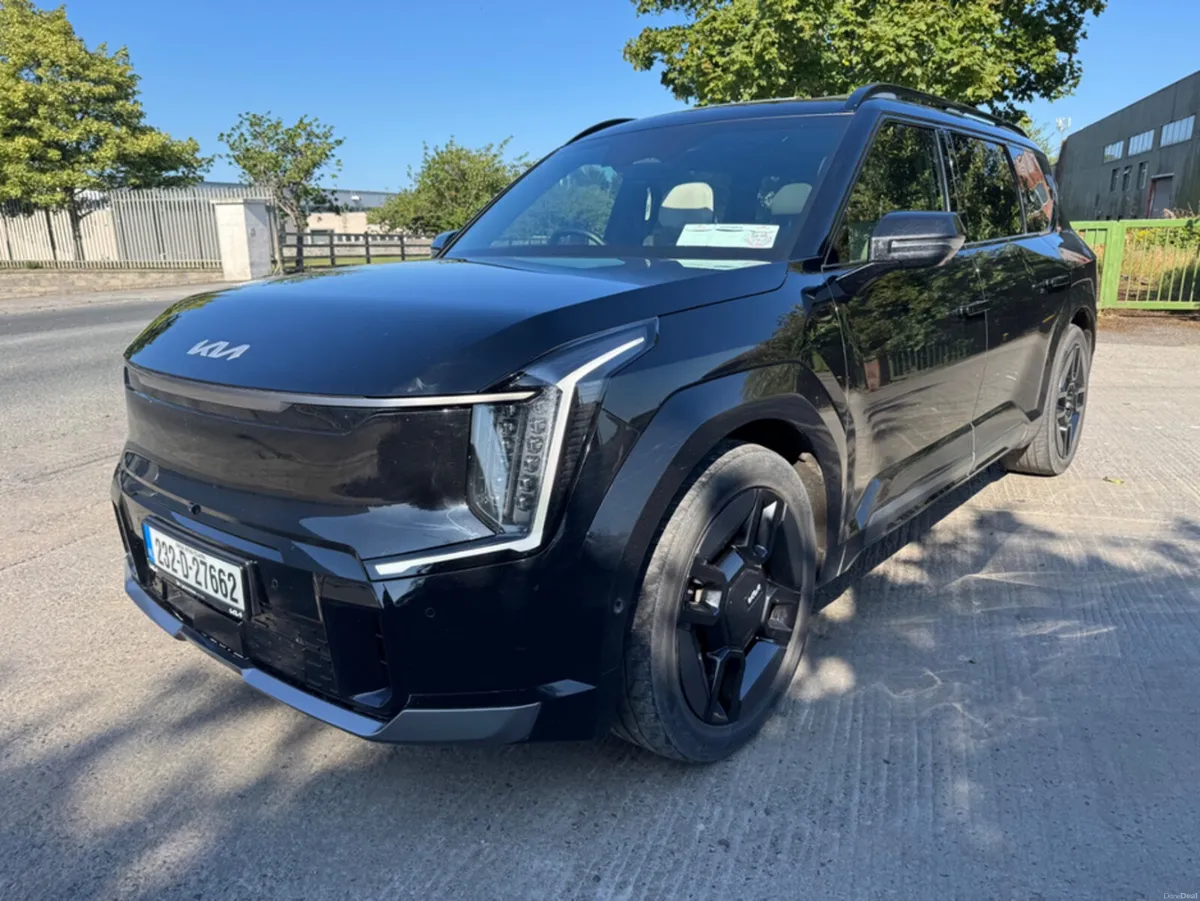 Kia EV9 GT LINE 7S AWD 5DR AUTO - Image 1