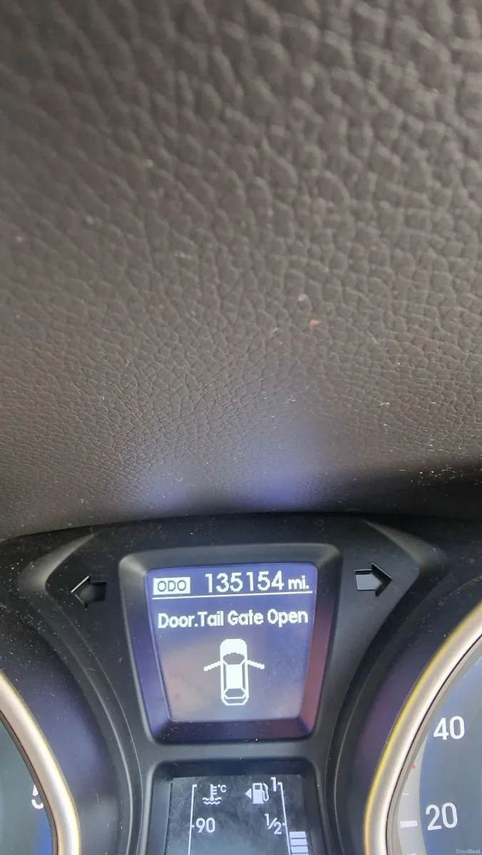 Hyundai i30 2014 - Image 2