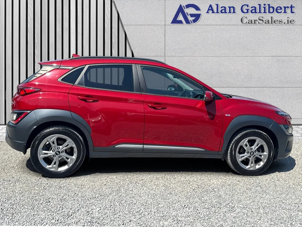 Hyundai KONA KAUAI EXECUTIVE MILD HYBRID DIESEl - Image 3