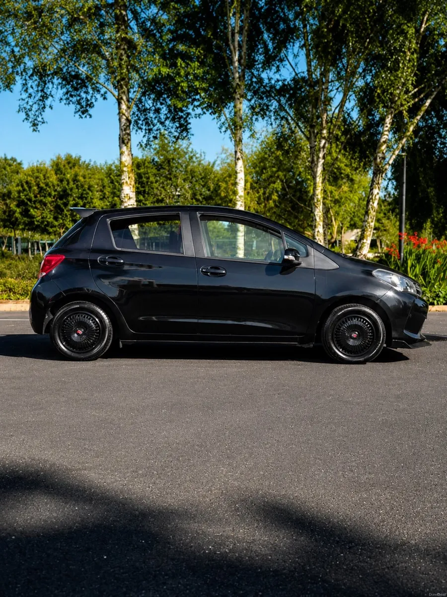 142 Toyota Vitz/Yaris Auto | 61,000km | TAX’D - Image 5