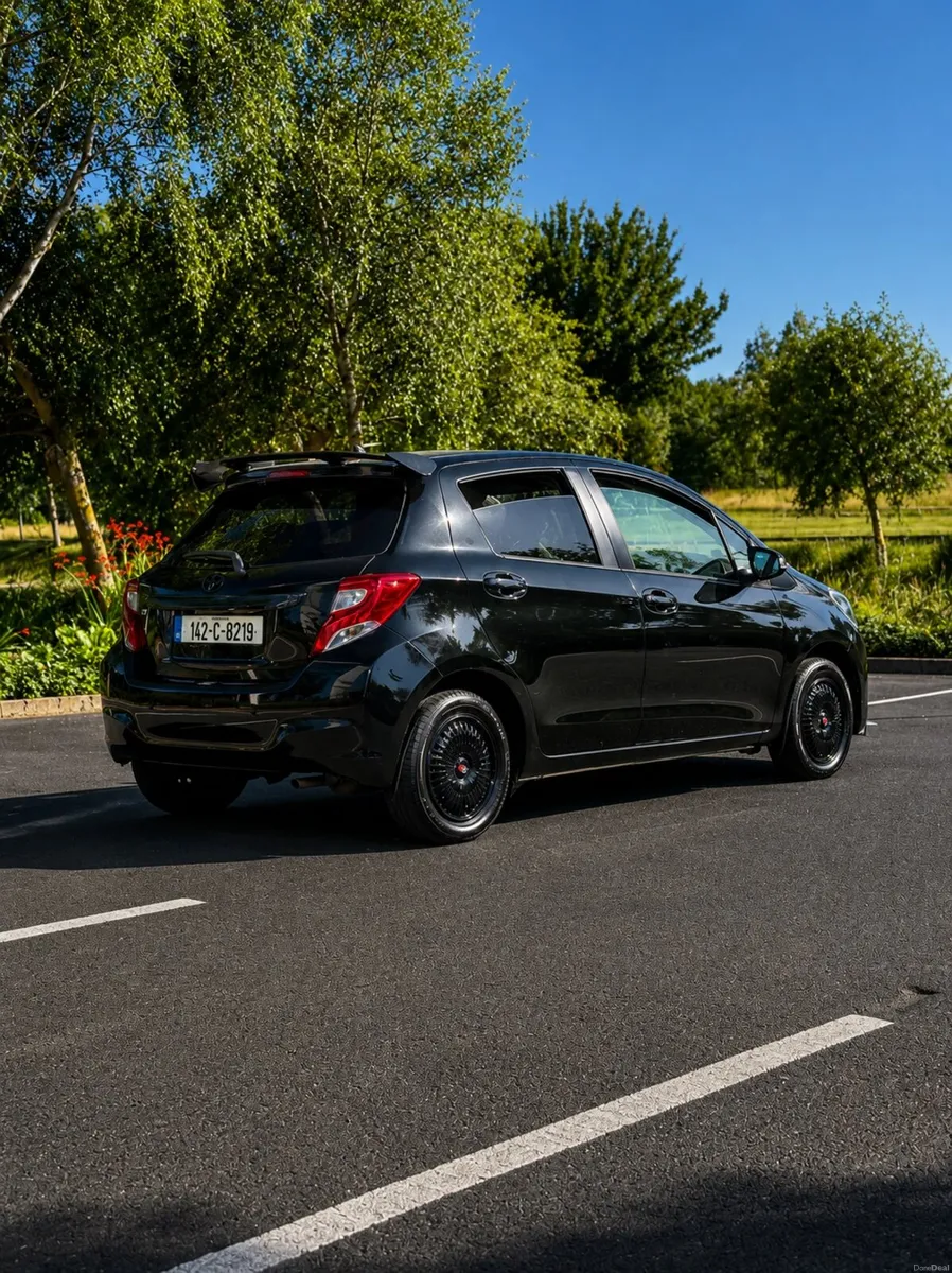 142 Toyota Vitz/Yaris Auto | 61,000km | TAX’D - Image 6