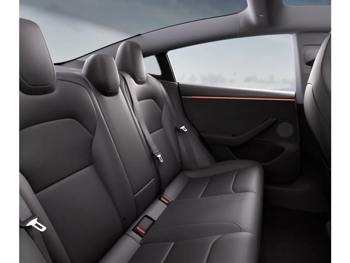 Tesla Model 3 Model 3 Performance All-Wheel Drive - Image 5