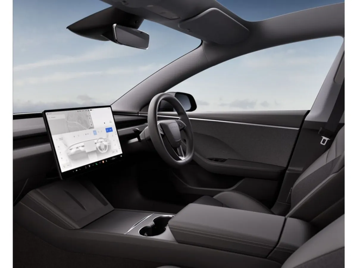 Tesla Model 3 Model 3 Standard Rear-Wheel Drive - Image 5