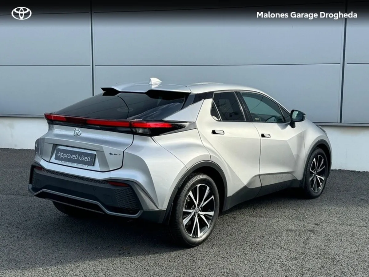 Toyota C-HR 1.8 - Image 2