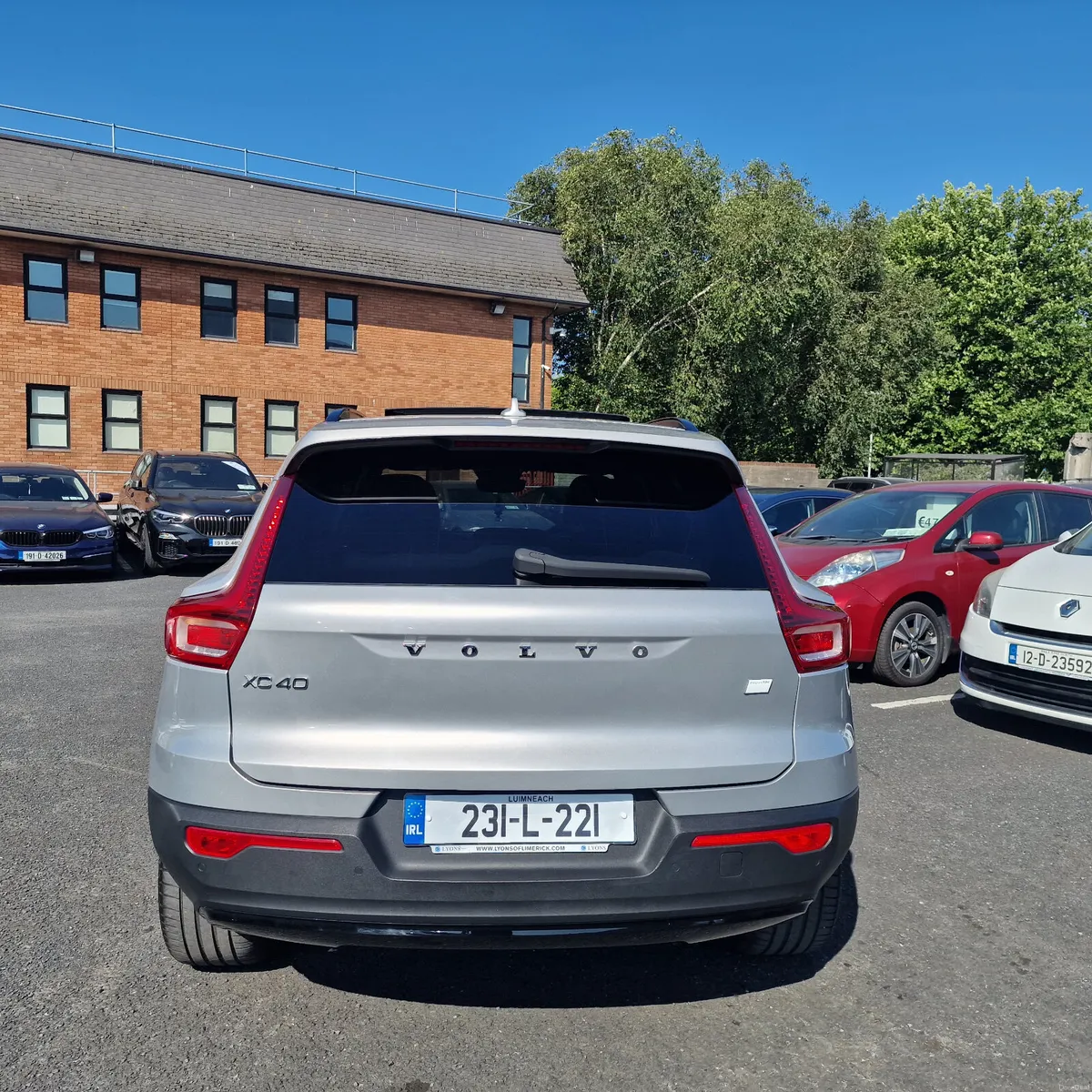 Volvo XC40 2023 231hp Ultimate 69 kWh - Image 4