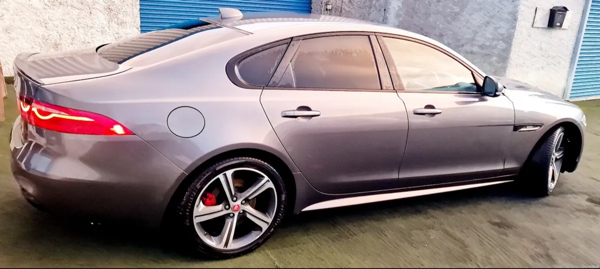 Jaguar XF R-SPORT TOP SPEC - Image 4