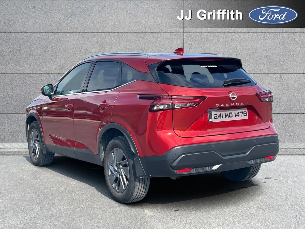 Nissan Qashqai 1.3 PET MILD HYBRID SV - Image 2