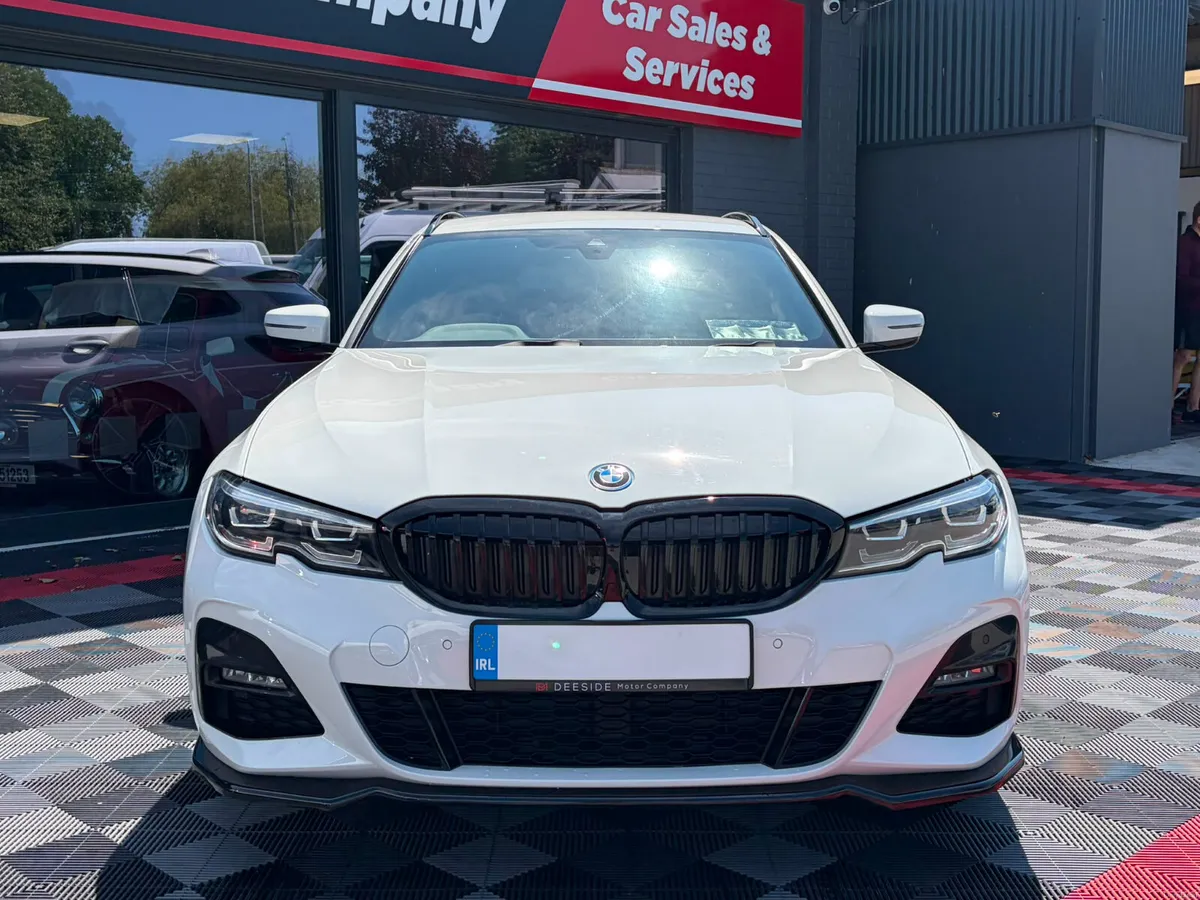 (221) BMW 330e xDrive Touring M Sport-Heated Seats - Image 2