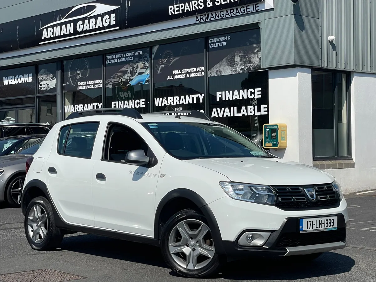 Dacia Sandero Stepway 2017 Manual - Image 1