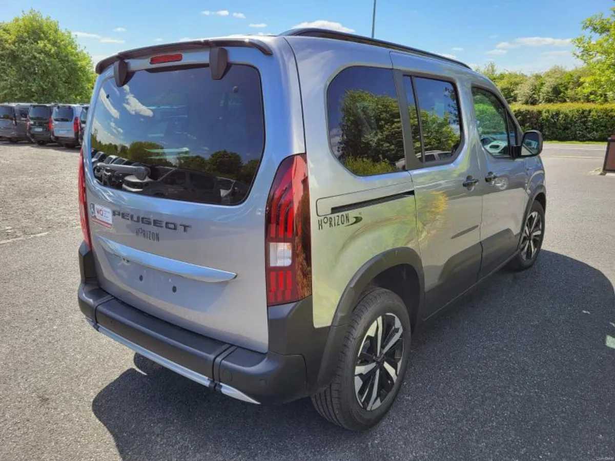 Wheelchair Accessible Auto New - Image 6
