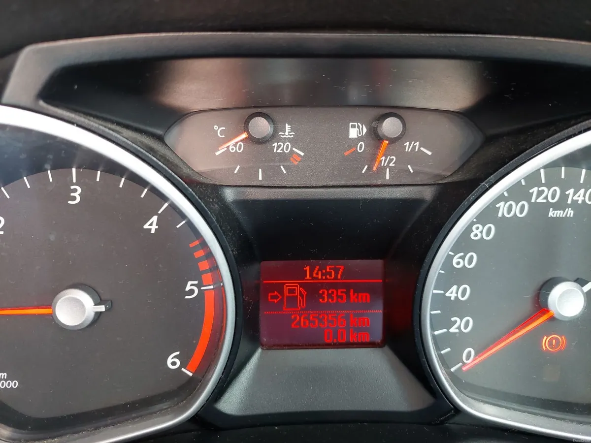 Ford Mondeo 2011 - Image 2
