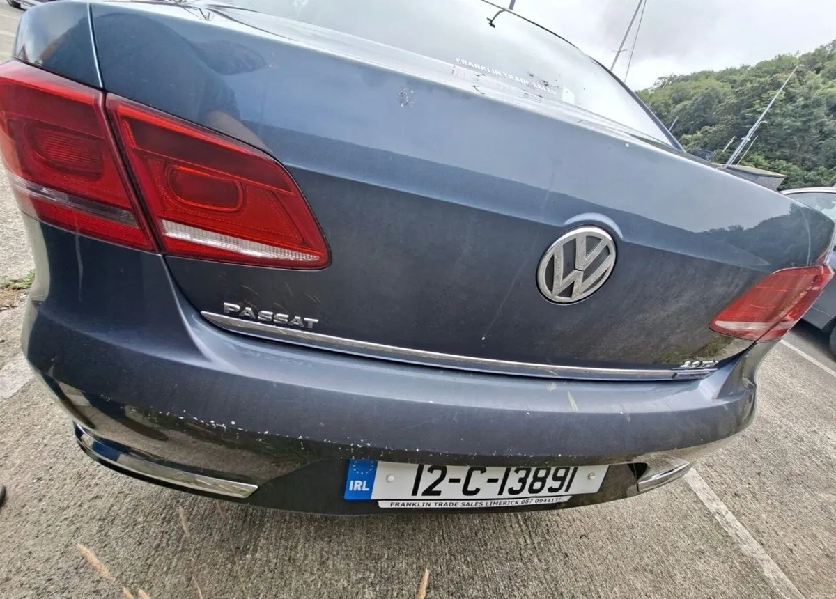 Volkswagen Passat 2012 - Image 6