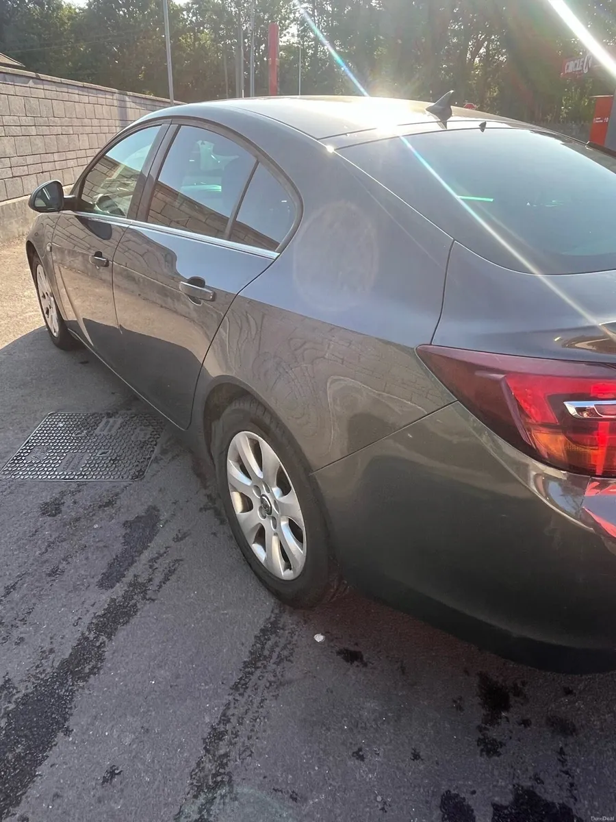 Vauxhall Insignia - Image 4