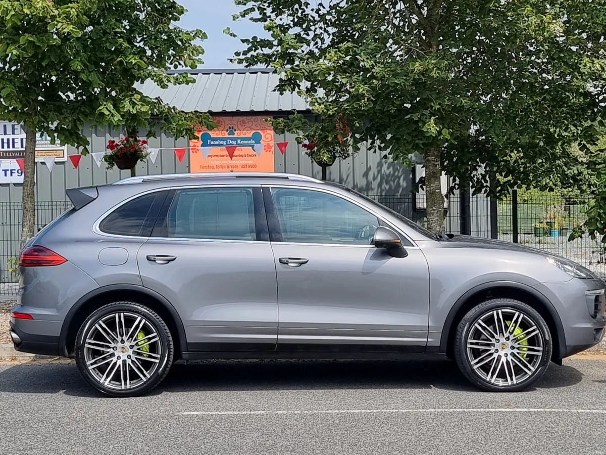 Porsche Cayenne S 2015 hybrid  automatic  €29900 - Image 1