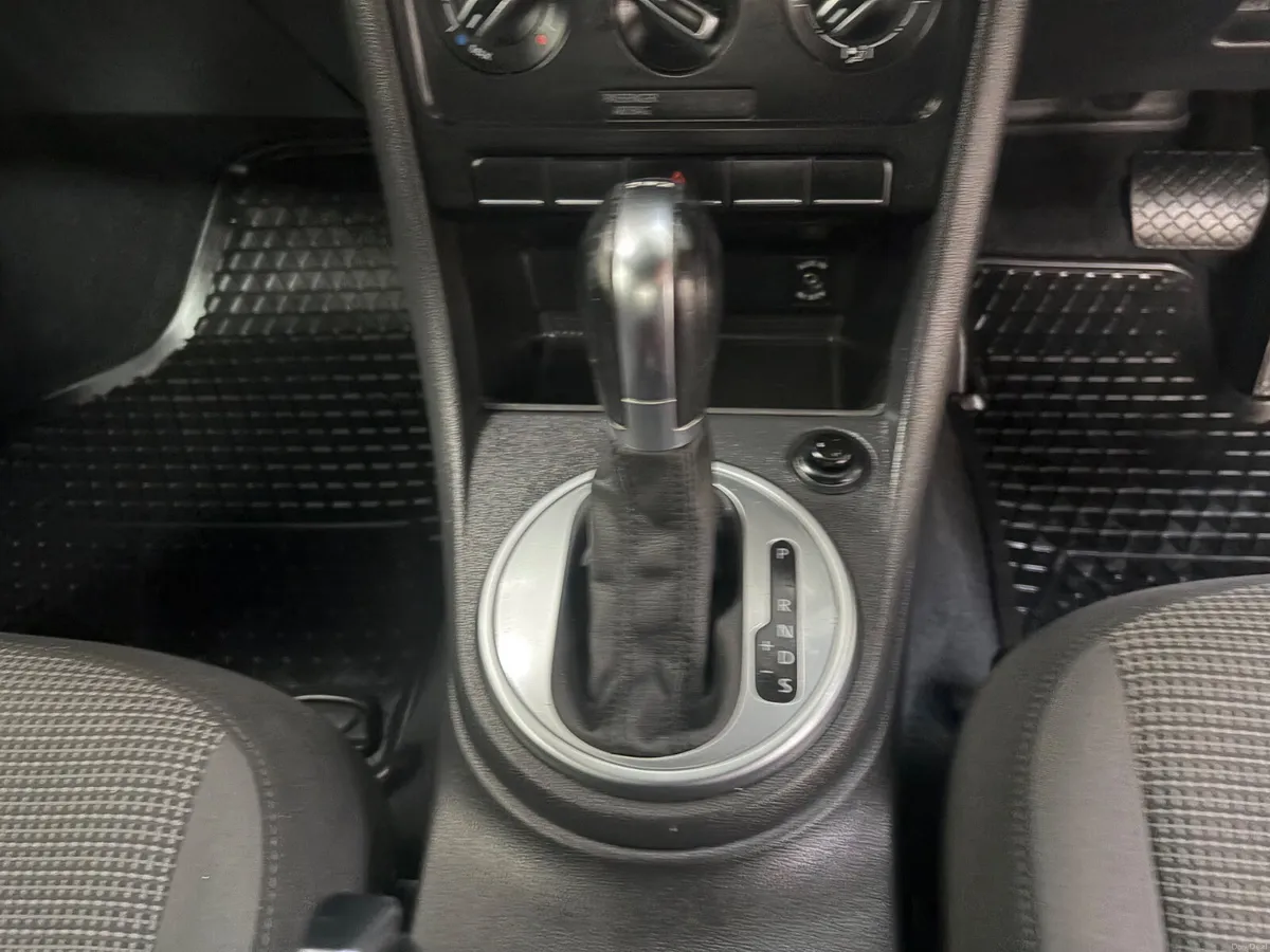 Volkswagen Beetle 2012. 1.2TSI DESIGN AUTOMATIC - Image 4