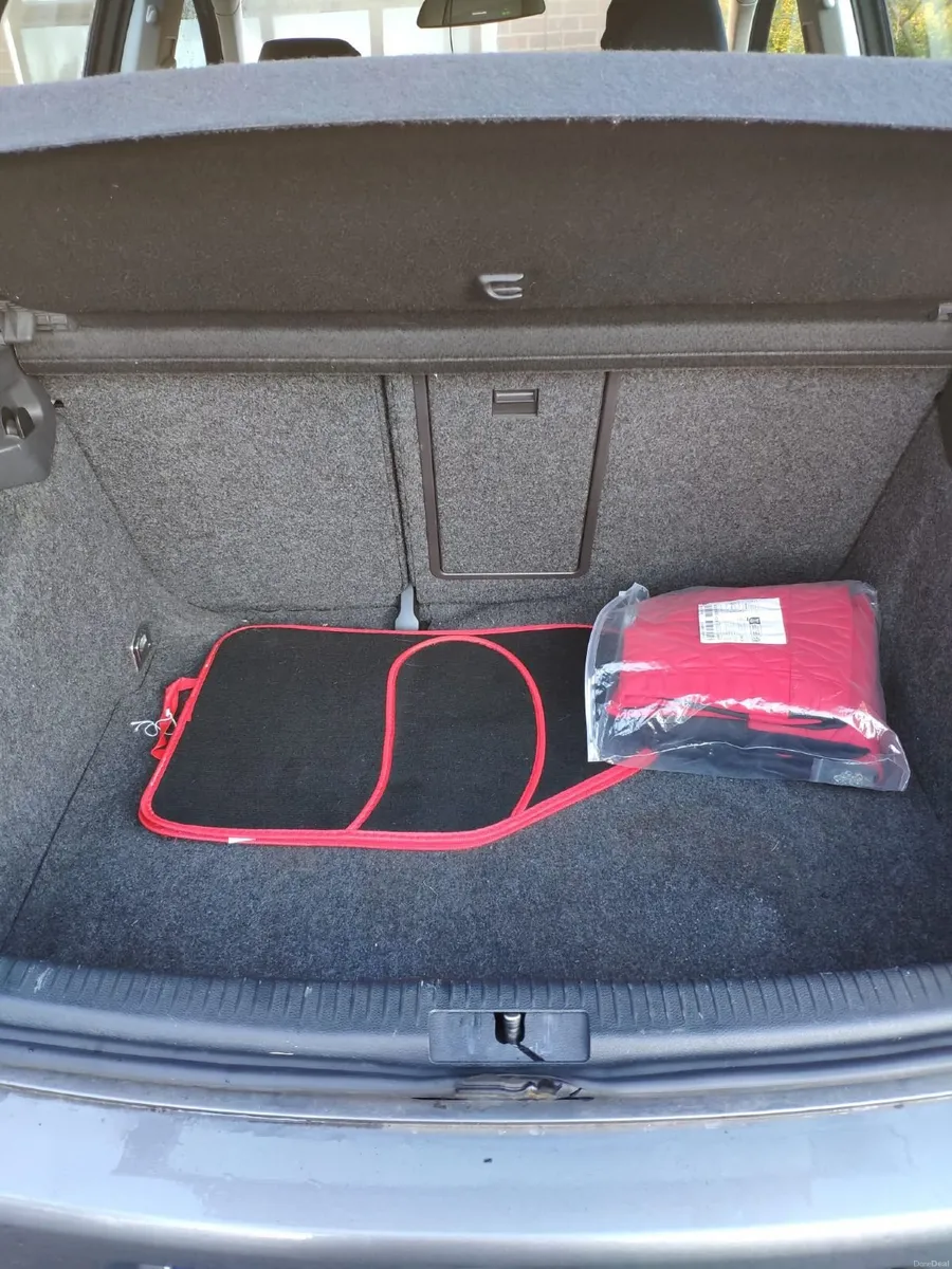 Volkswagen Golf 2009 - Image 5