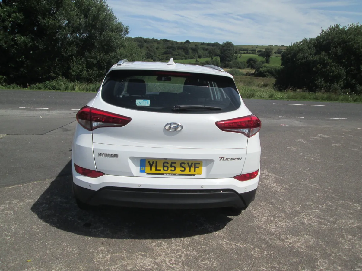 2016  HYUNDAI  TUCSON  1.7  CRDI  SE  NAV  5DR - Image 6