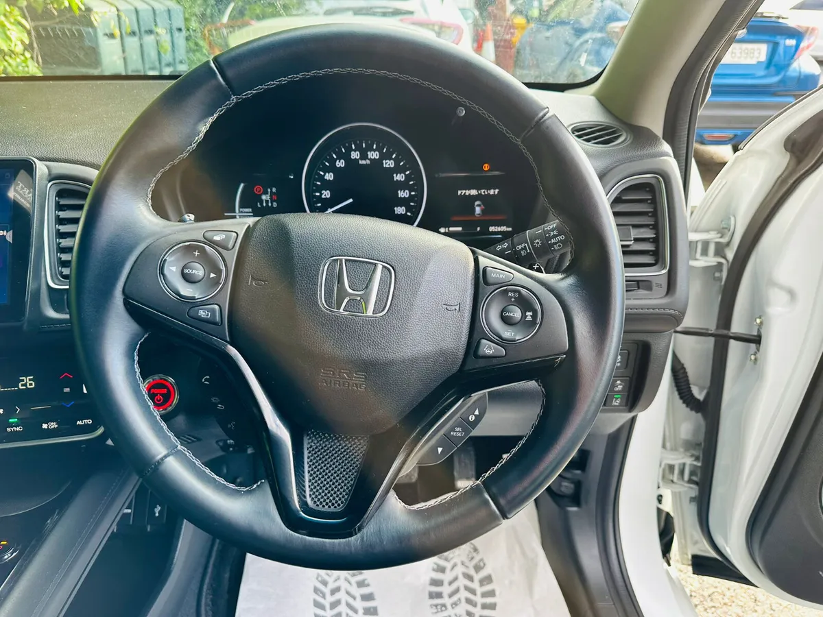 HONDA HRV/VEZEL HYRBID  2020 53K KM - Image 6