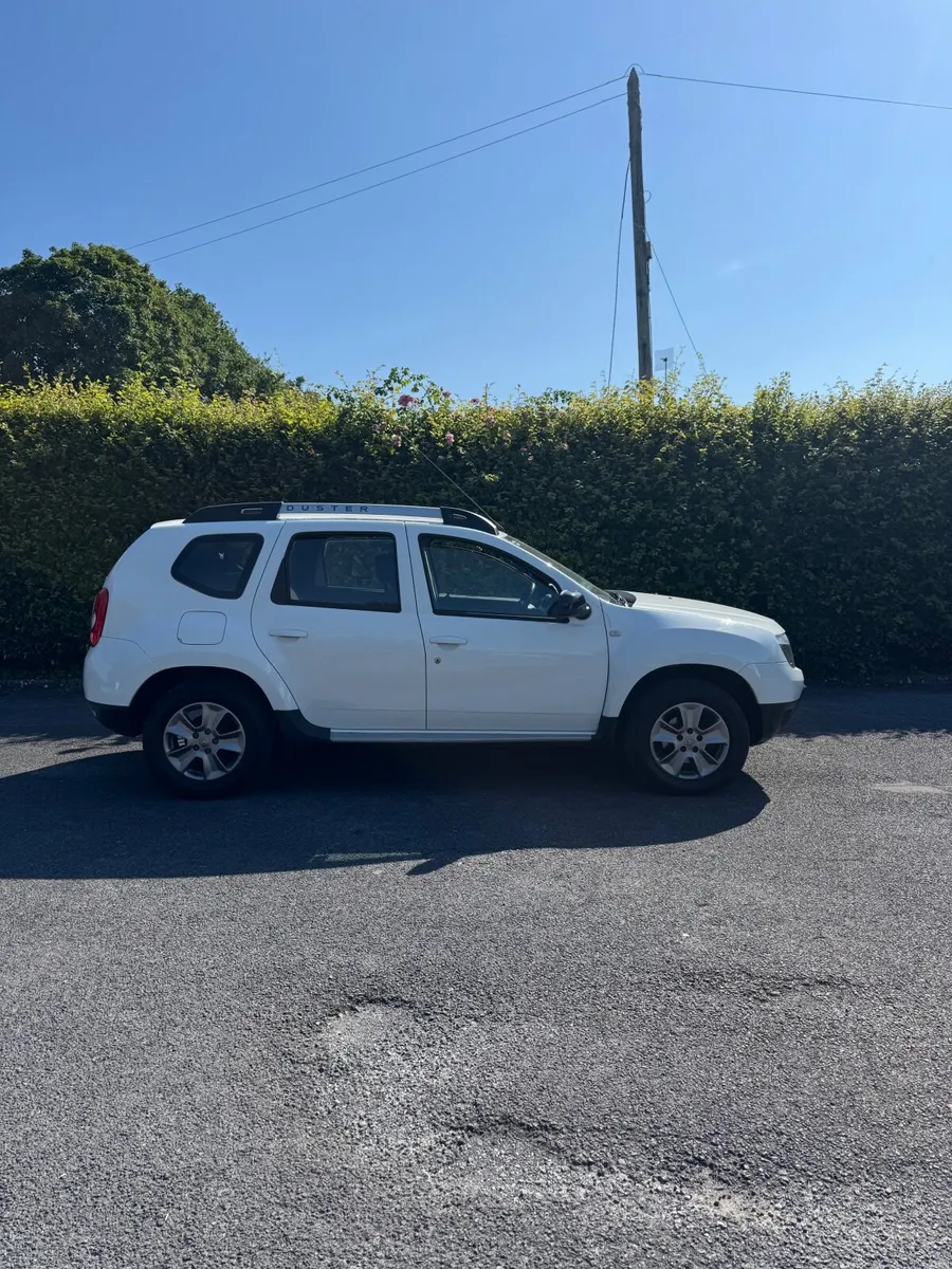 Dacia Duster 2015 1.5 DCI Signature - Image 3
