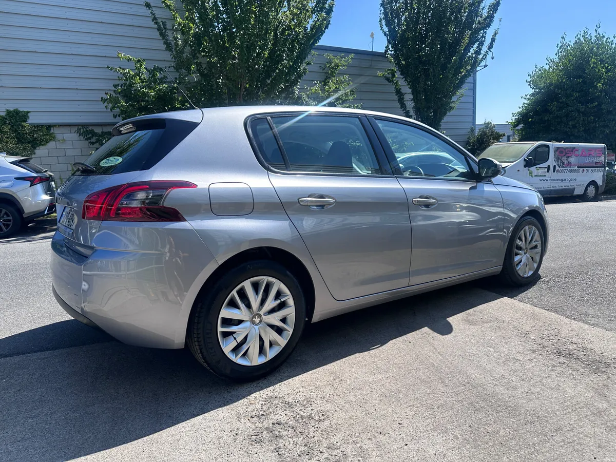 Peugeot 308 1.2 Access, 2020 - Image 5