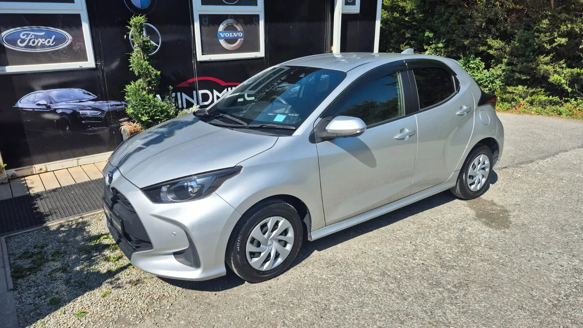 Toyota Yaris 1.0 Automatic - Deposit taken on car - Image 5