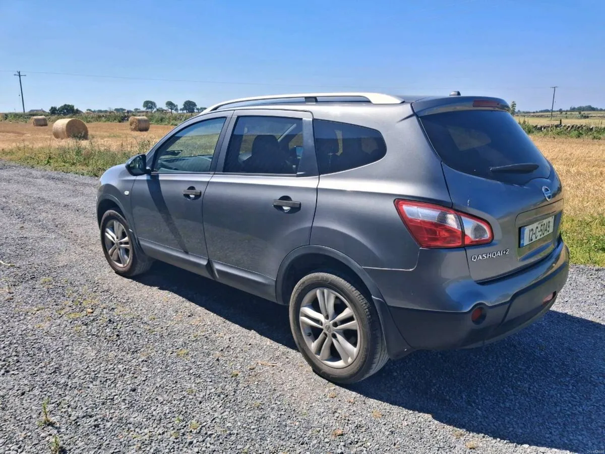 Nissan Qashqai +2 - Image 2