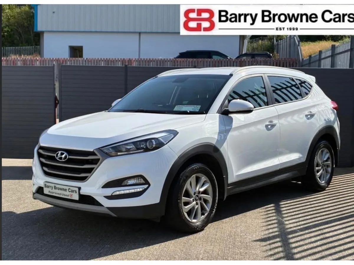 Hyundai Tucson EXECUTIVE 1.7 5DR - Image 2
