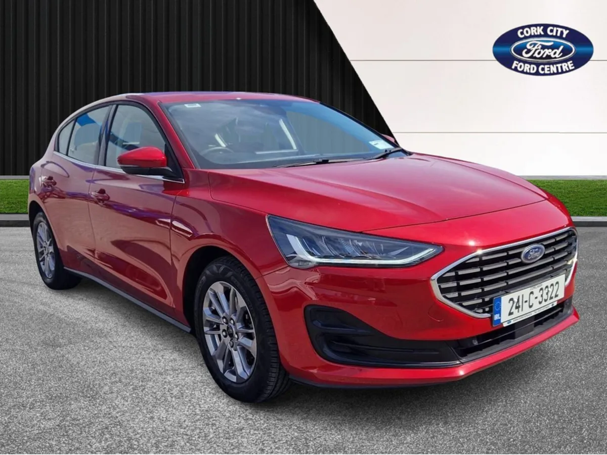 Ford Focus TITANIUM 1.0T 125 M6 4DR - Image 1