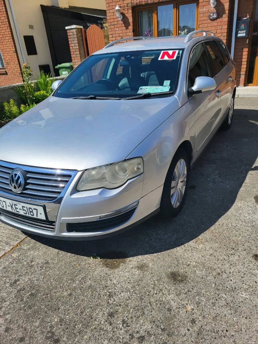 Volkswagen Passat Estate - Image 2