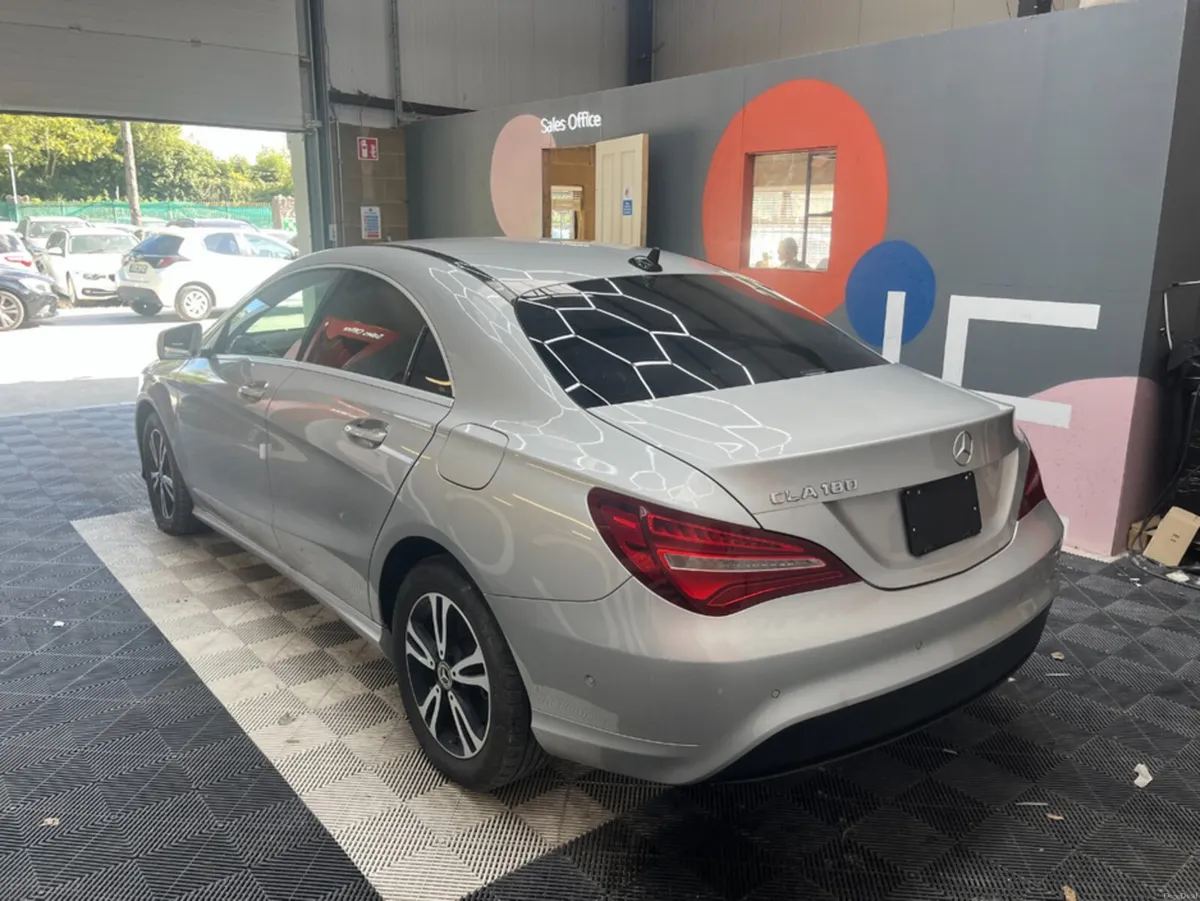 Mercedes-Benz CLA 2017 MERCEDES-BENZ CLA180 1.6 AU - Image 4
