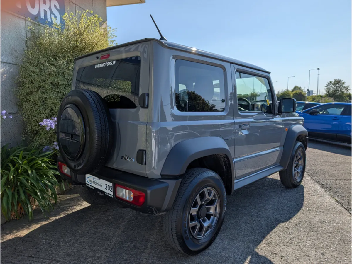 Suzuki Jimny SIERRA 4WD JC 4 SEAT AUTOMATIC 1.5 PE - Image 6