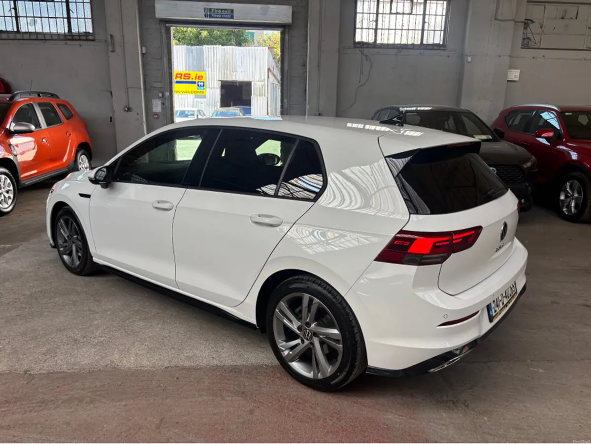 Volkswagen Golf R-LINE 1.5 TSI 130HP 5DR - Image 3