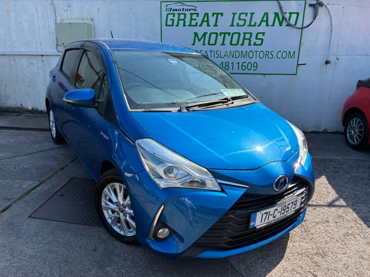 Toyota Vitz DAA-NHP130 5DR AUTO - Image 1
