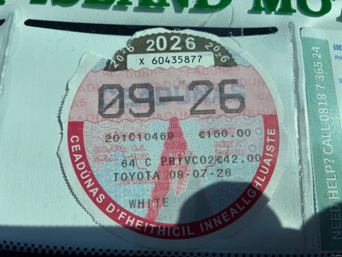 Toyota Yaris 1.5i X HYBRID AUTOMATIC - Image 2