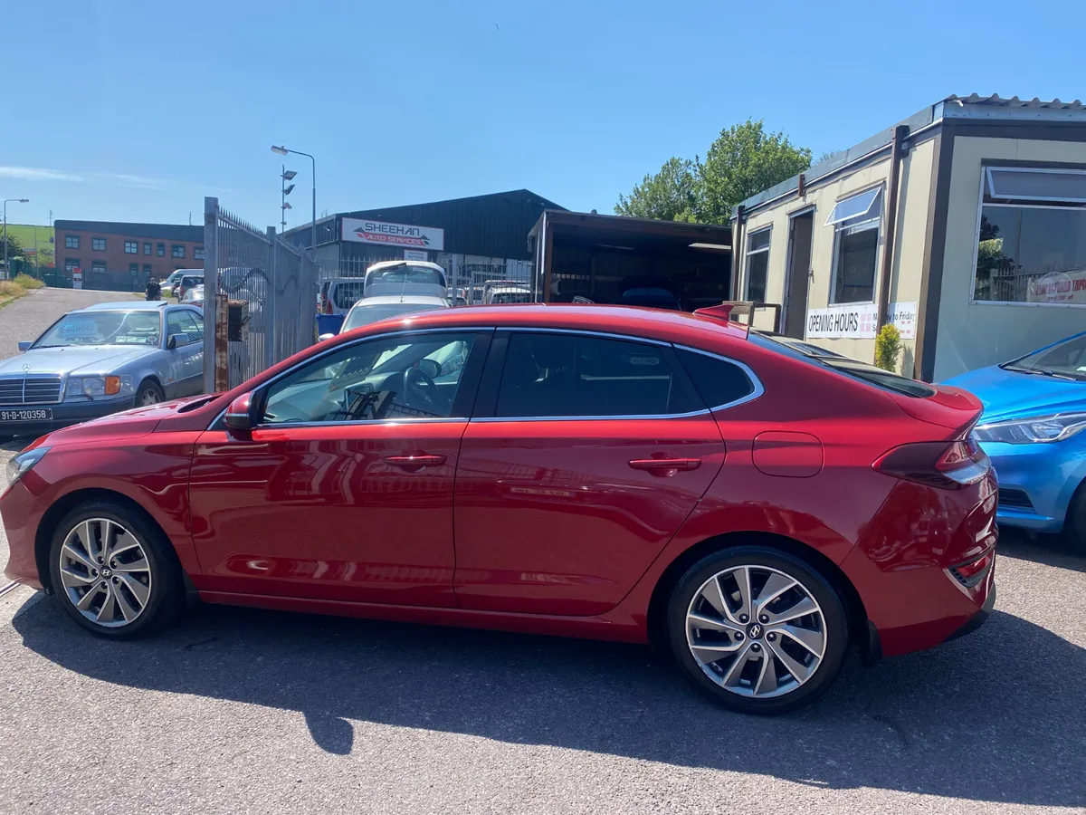 Hyundai i30 2018 LOW MILAGE CAR - Image 6