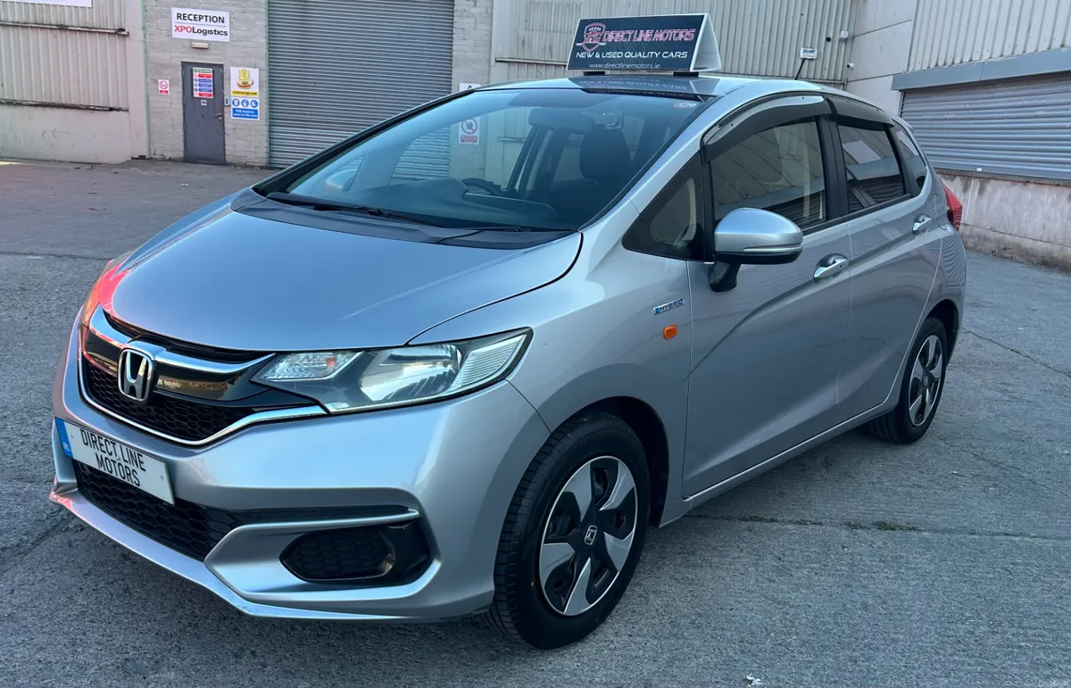 2019 Honda Fit Petrol Hybrid - Image 2