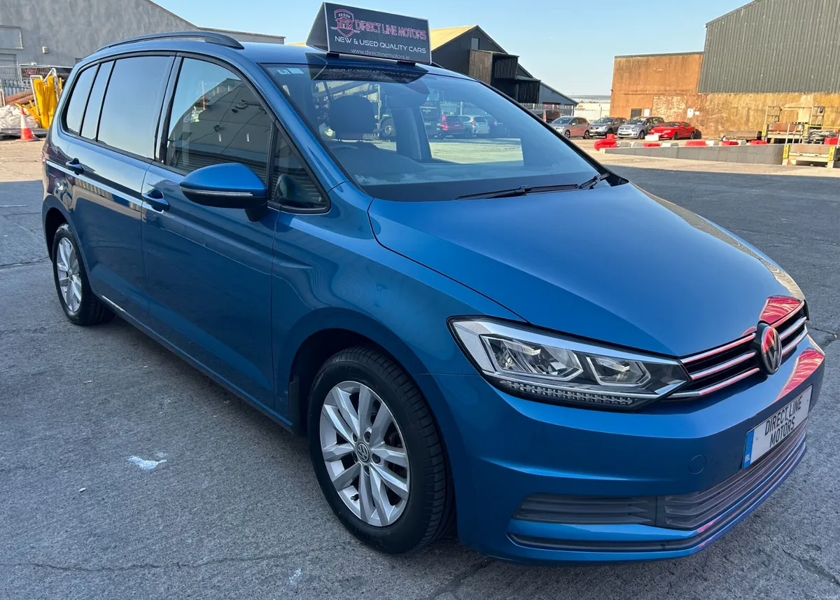 2016 Volkswagen Touran Automatic - Image 1
