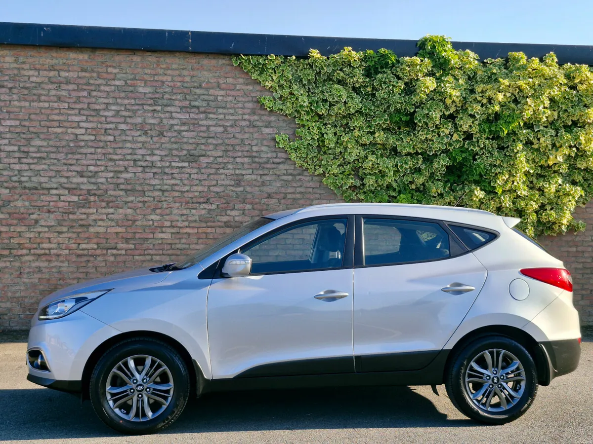 Hyundai ix35 1.7 EXECUTIVE - Image 4
