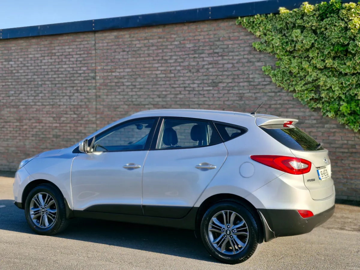 Hyundai ix35 1.7 EXECUTIVE - Image 2
