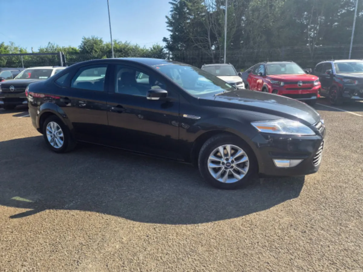 Ford Mondeo Style 2.0tdc 115PS 4DR - Image 4