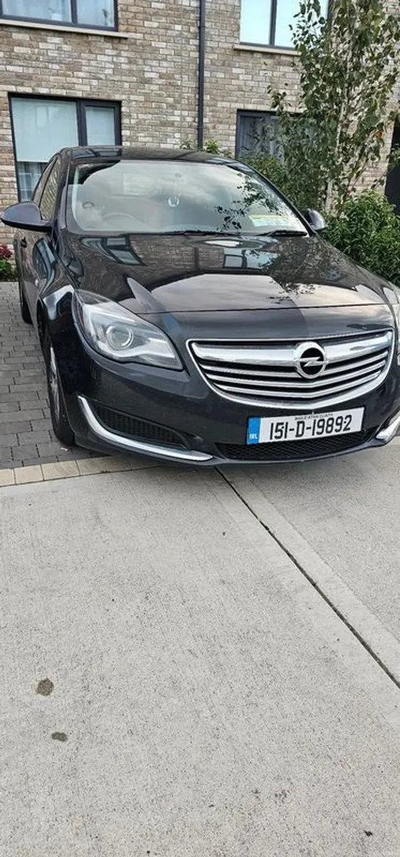 2015 Opel Insignia - Image 1