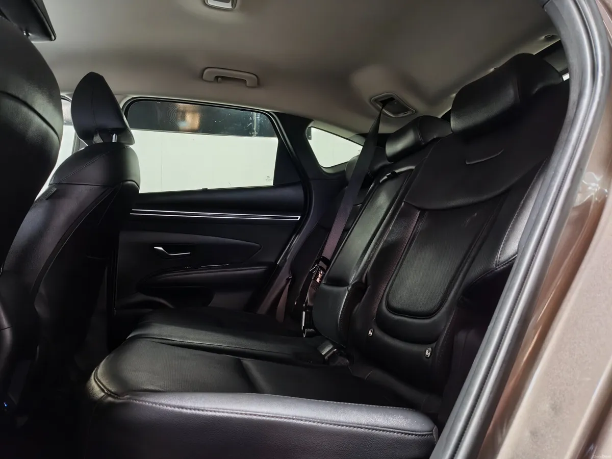 Hyundai Tucson 2022 HYBRID AUTO EXEC PLUS TOP SPEC - Image 3