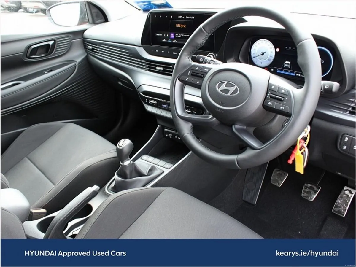 Hyundai Bayon Bayon Executive w.2 Tone Roof - Image 6