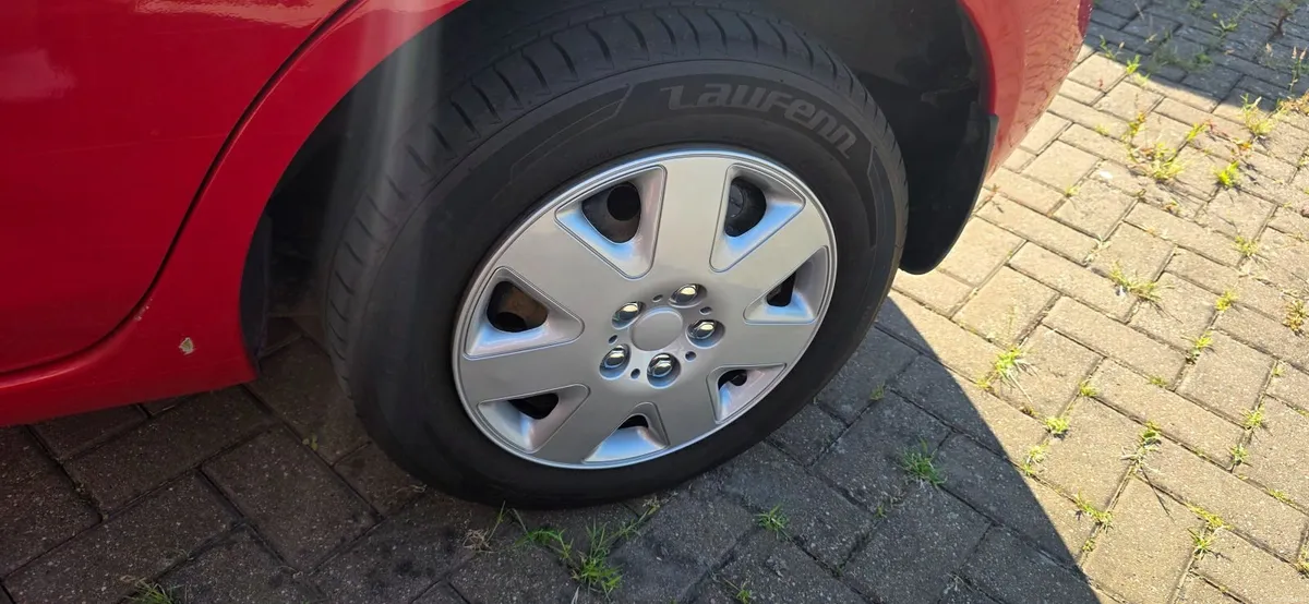 Nissan Micra 2005 - Image 1