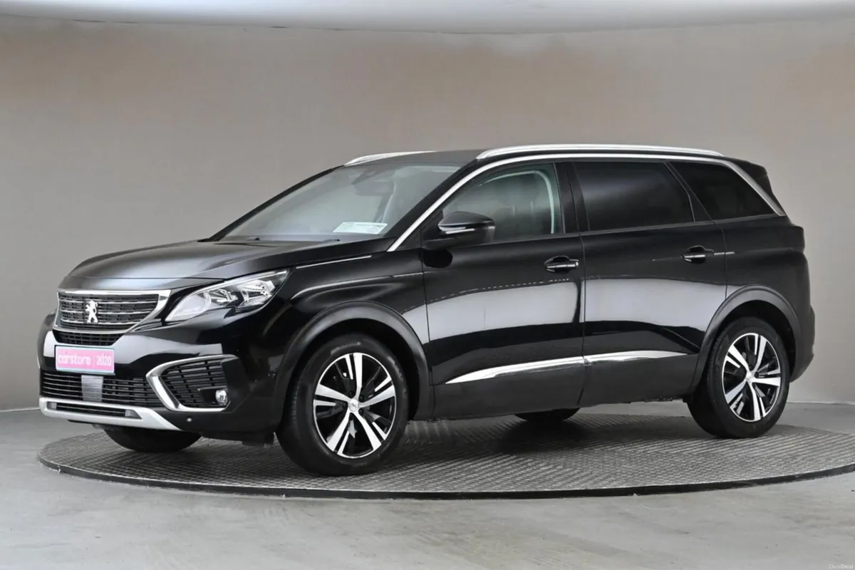 Peugeot 5008 ALLURE 1.5 BLUE HDI 130BHP AUTO - Image 4